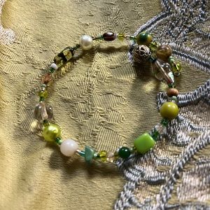 Wire beaded bracelet wrap